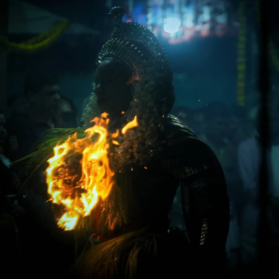 Bhootha Kola — frame 5